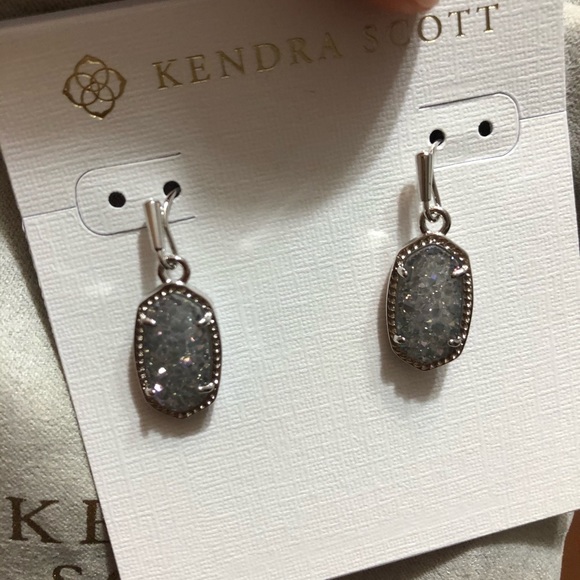 $ firm Kendra Scott Lee Earrings - Picture 4 of 5